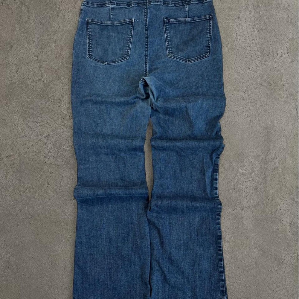 Talbots Low Rise Flared Bootcut Jeans Blue Navy Y2K Size 10 Simply Flattering